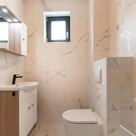 Panorama Apartment *